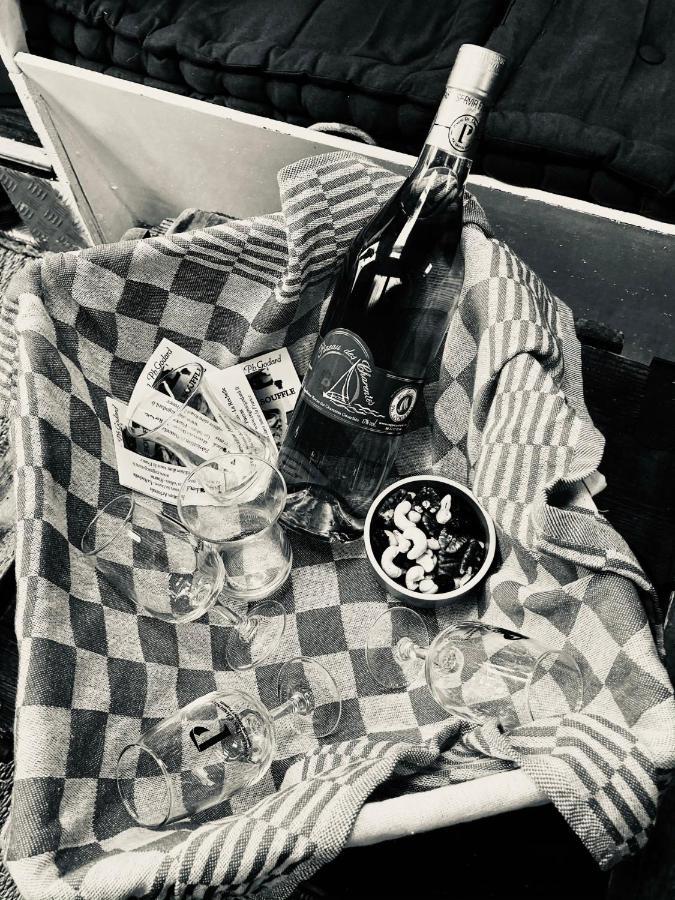 Nuit Insolite Sur Un Voilier Au Coeur De La Rochelle La Rochelle  Dış mekan fotoğraf
